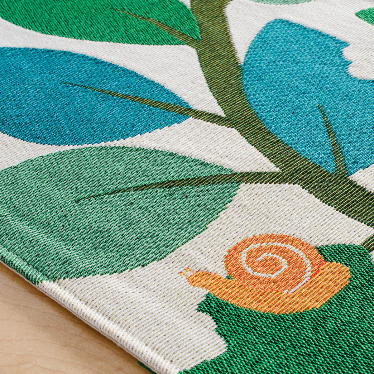 U7230 Snail Trails Decorative Runner Texture Detail