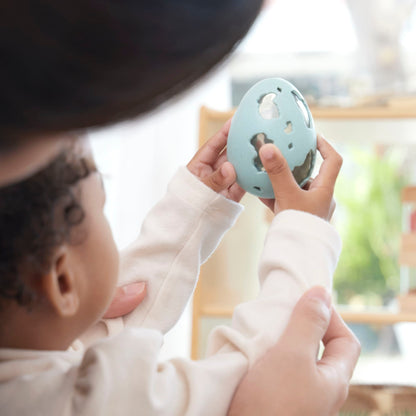 300582 Sensory Egg Shakers Set of 6 Lifestyle 2