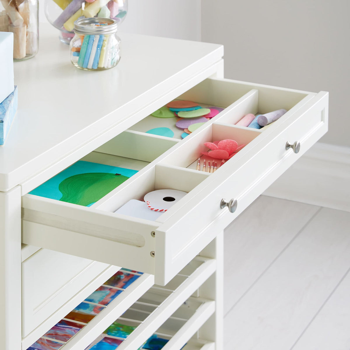 G77100 Martha Stewart Crafting Kids Art Storage with Drying Racks White Env Detail 1 | Linen White