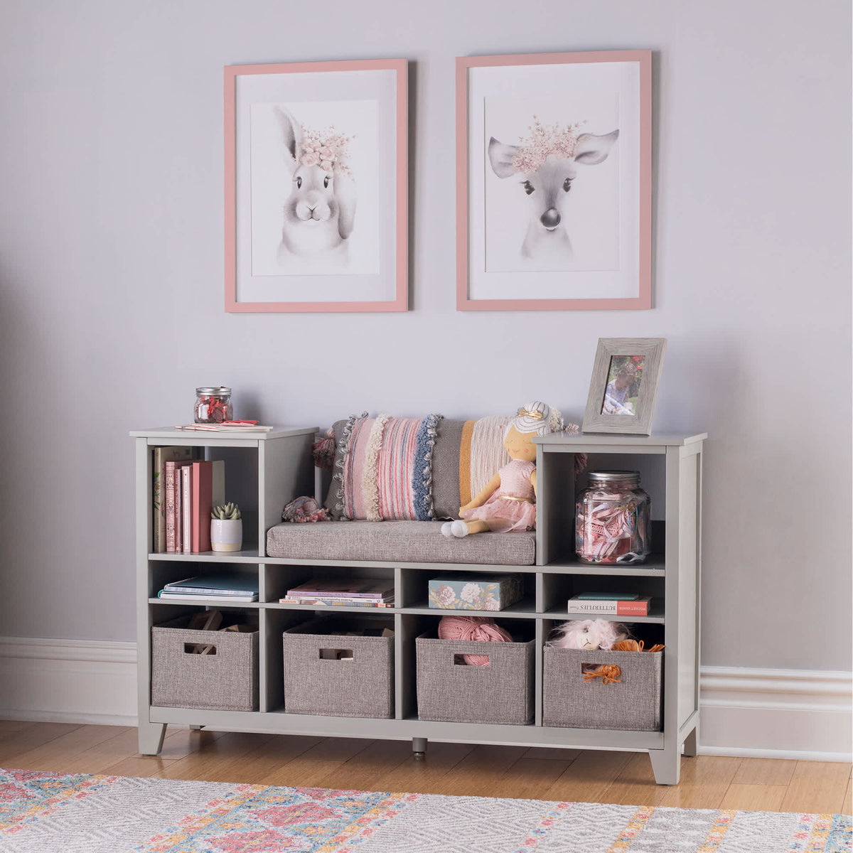 G76900 Reading Nook Gray Env1 | Gray