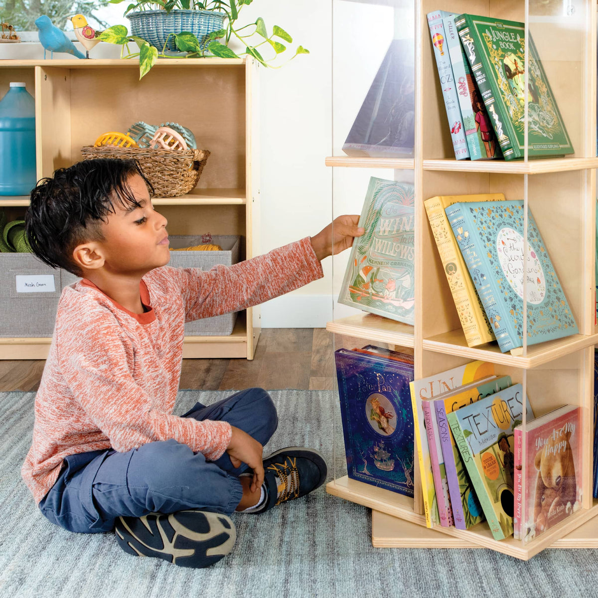 G80328 EdQ Rotating Book Display Natural Lifestyle 2923 | Natural