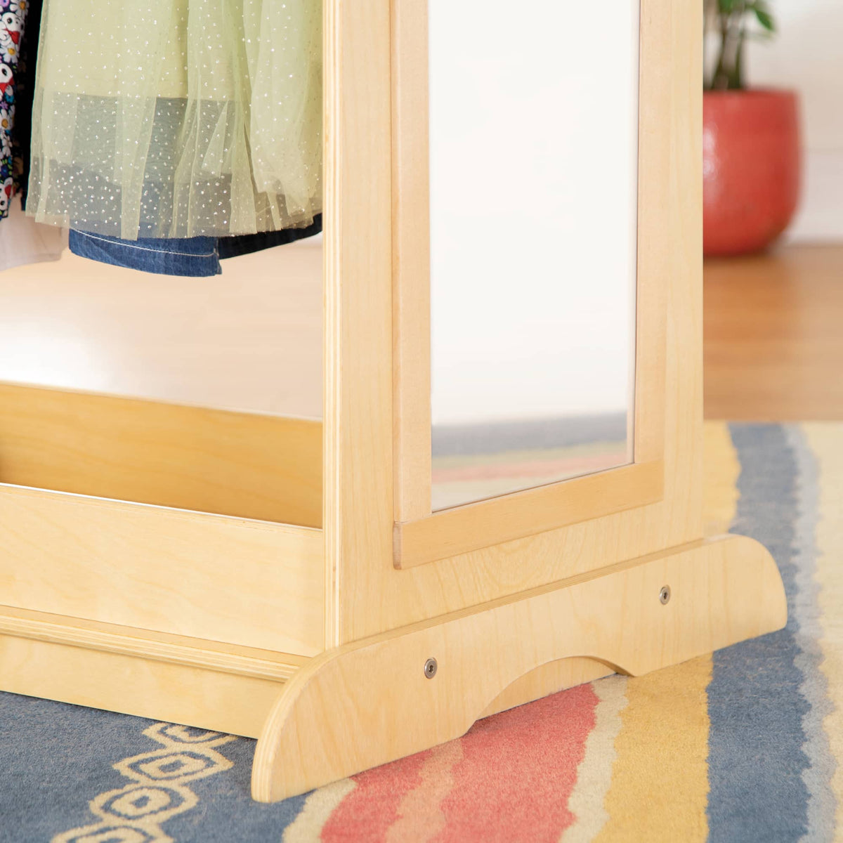 G80320 EdQ Dress Up Storage with Bins Natural Env Detail 4 | Natural