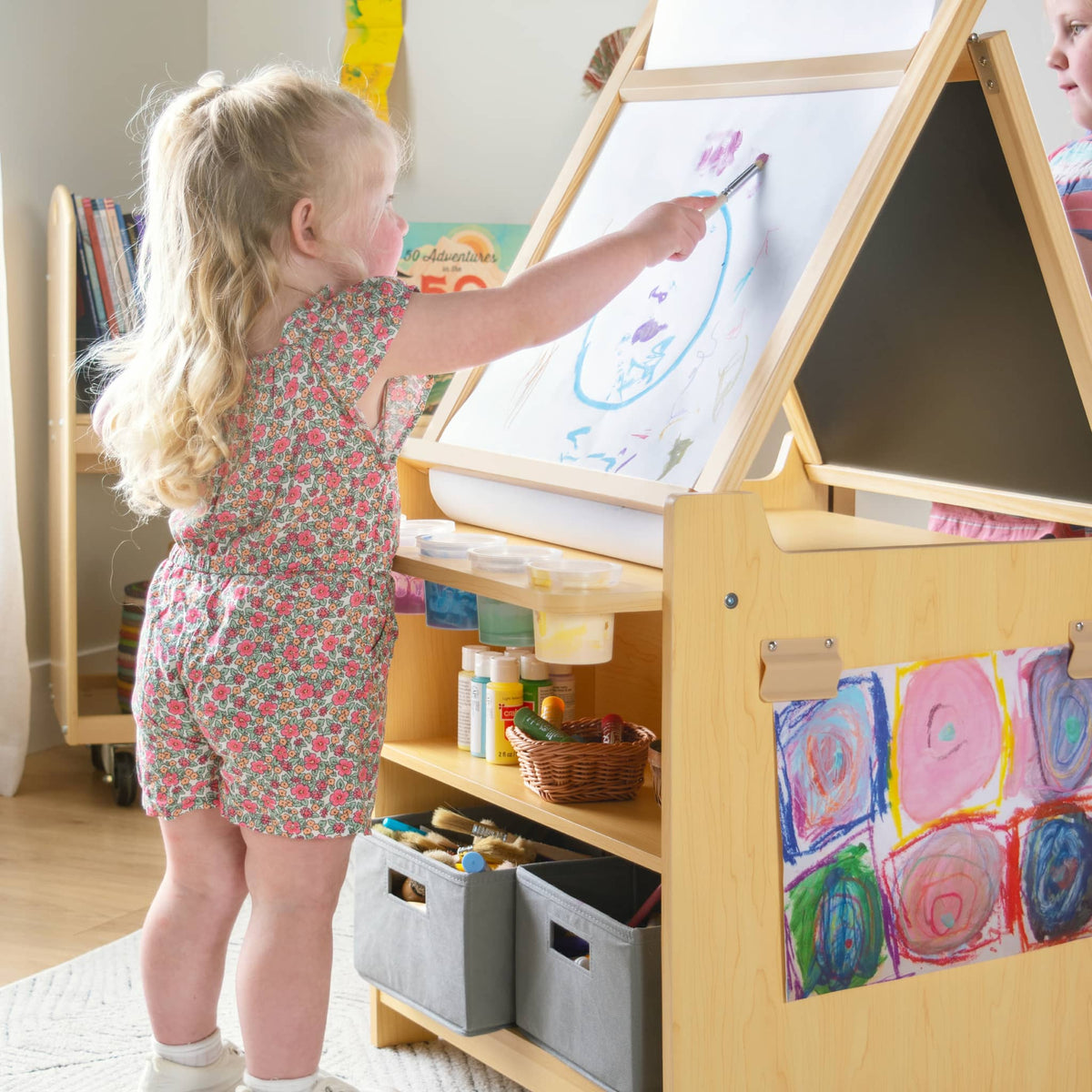 G51091 Desk to Easel Art Cart Natural Lifestyle 3938 | Natural