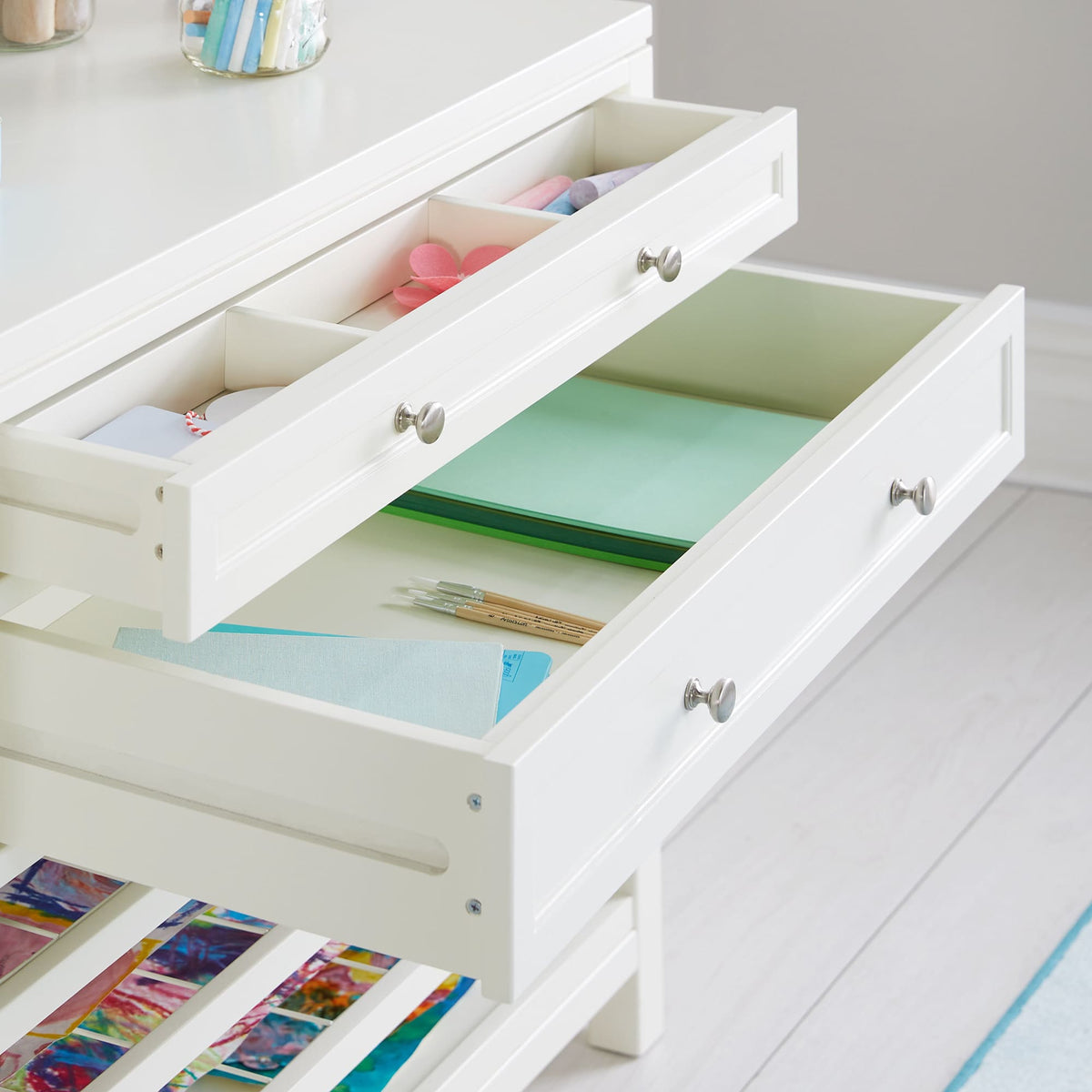 G77100 Martha Stewart Crafting Kids Art Storage with Drying Racks White Env Detail 2 | Linen White