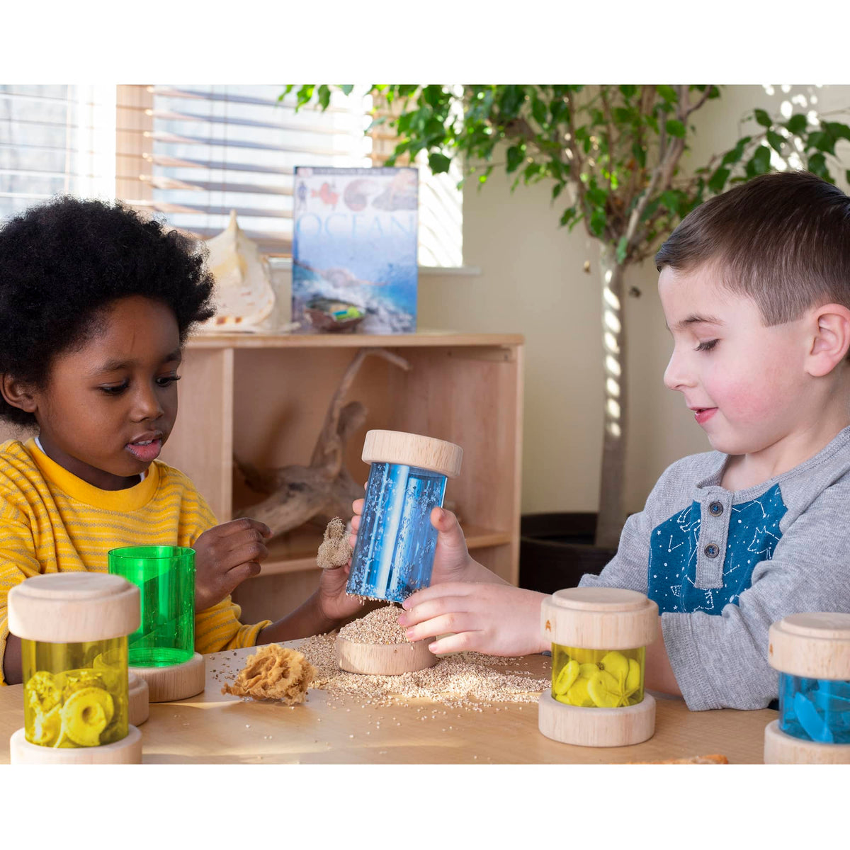 G3087 Treasure Tubes Primary Lifestyle3 | Primary